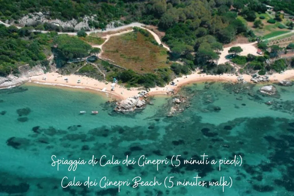 Apartment Baja Sardinia - Cala Dei Ginepri, Villetta A 80M Dalla Spiaggia Cala Bitta Italy
